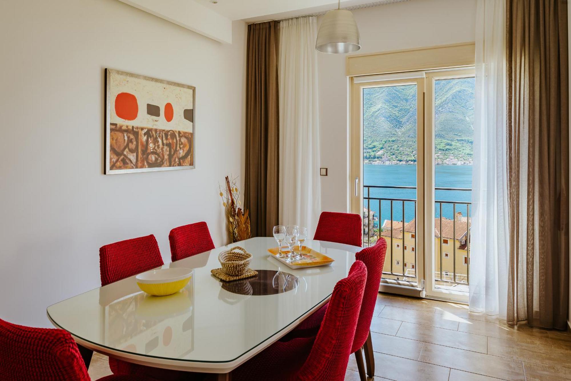 Apartments Casa Delone コトル 部屋 写真
