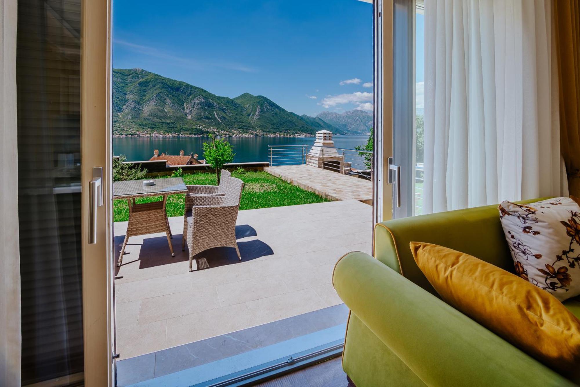 Apartments Casa Delone コトル 部屋 写真